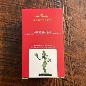 NIB 2020 Hallmark Undersea Gal TNBC